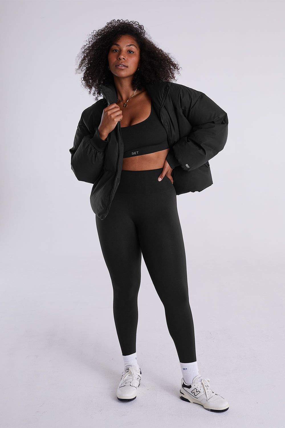 OVERSIZED PUFFER - ONYX sold by SETactive product image thumbnail 2