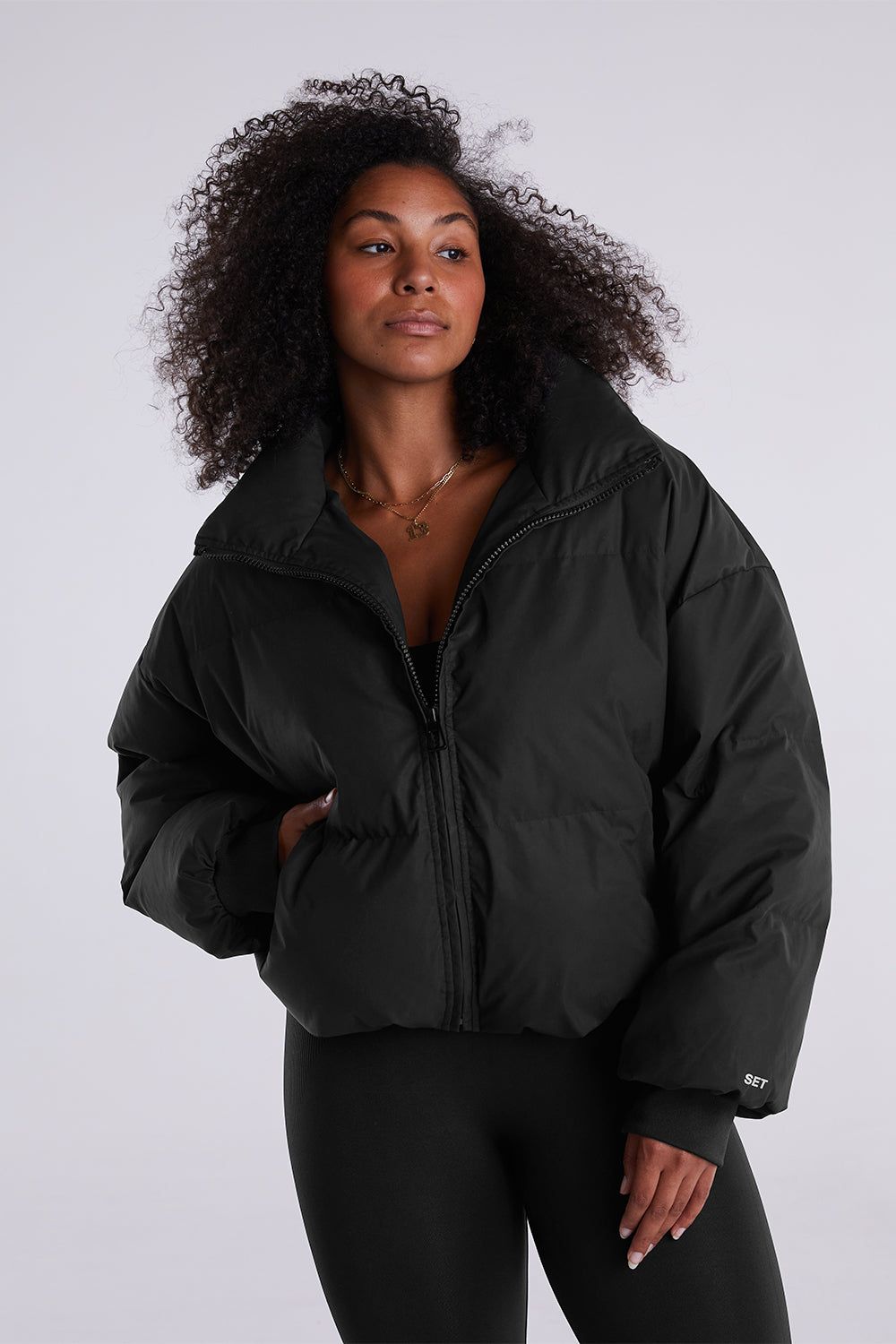 OVERSIZED PUFFER - ONYX sold by SETactive