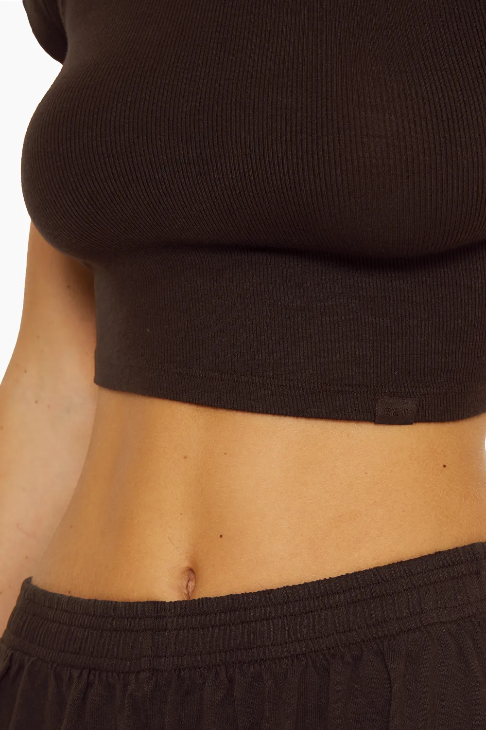 FORM CROP - ESPRESSO sold by SETactive product image thumbnail 3