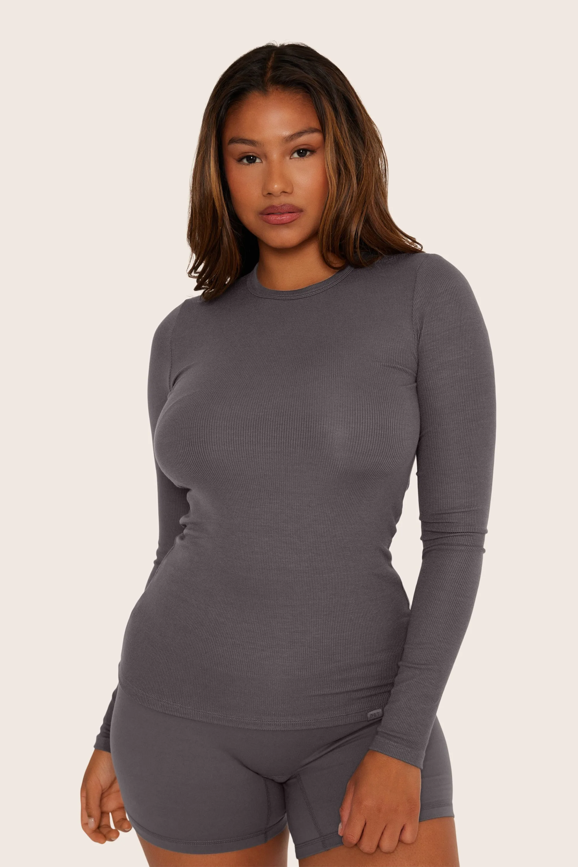 RIBBED MODAL ESSENTIAL LONG SLEEVE - GRAPHITE sold by SETactive product image thumbnail 3