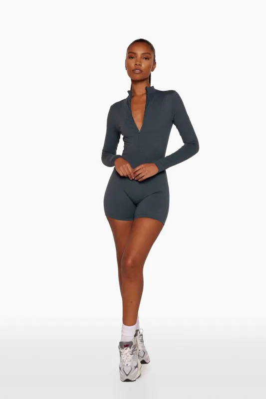 LUXFORM® LONG SLEEVE ZIP SHORTYSUIT - INK sold by SETactive