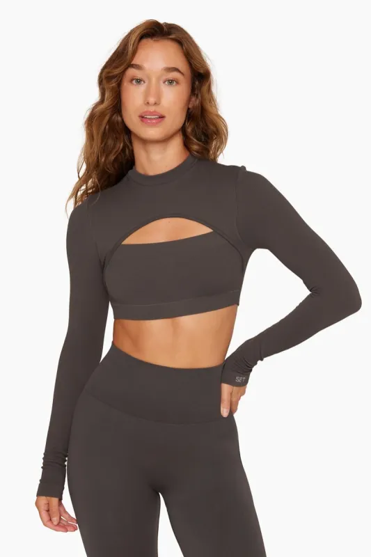 SCULPTFLEX® LONG SLEEVE CUTOUT BRA - HAZE sold by SETactive