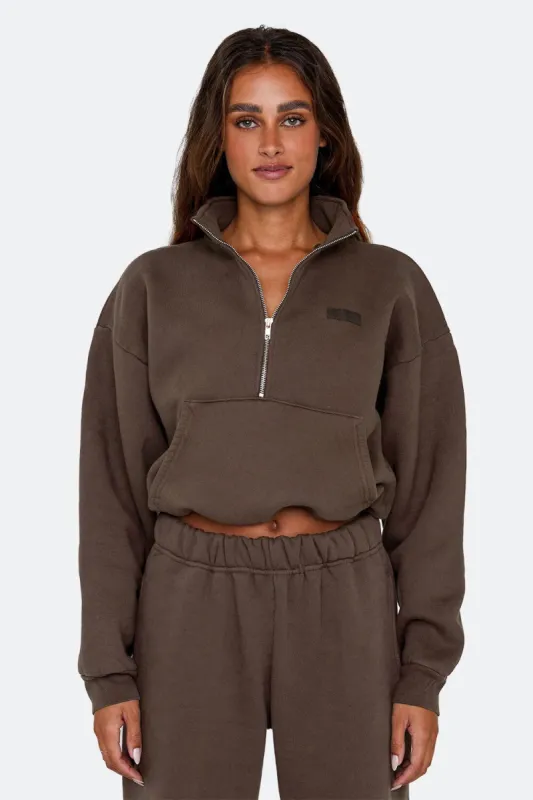 HALF ZIP - BROWNSTONE sold by SETactive