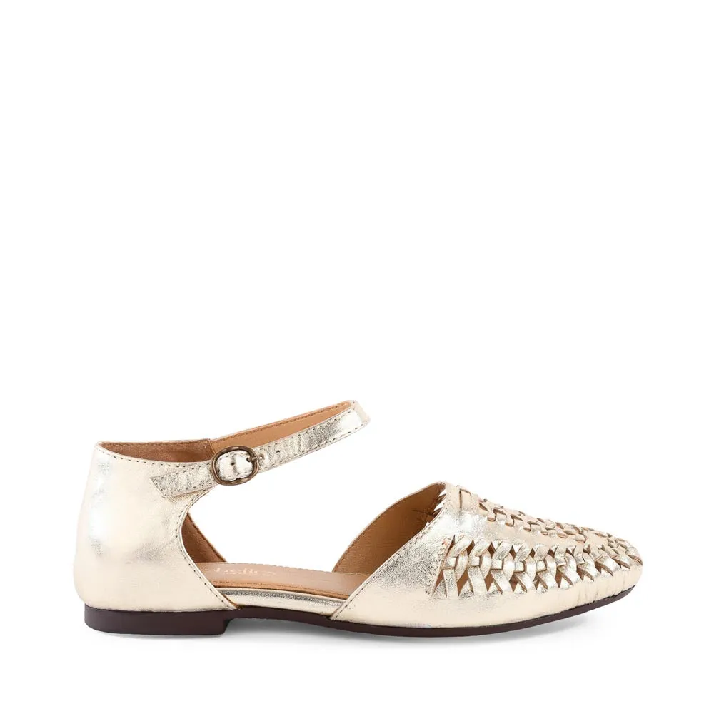 Crimson Flat sold by Seychelles