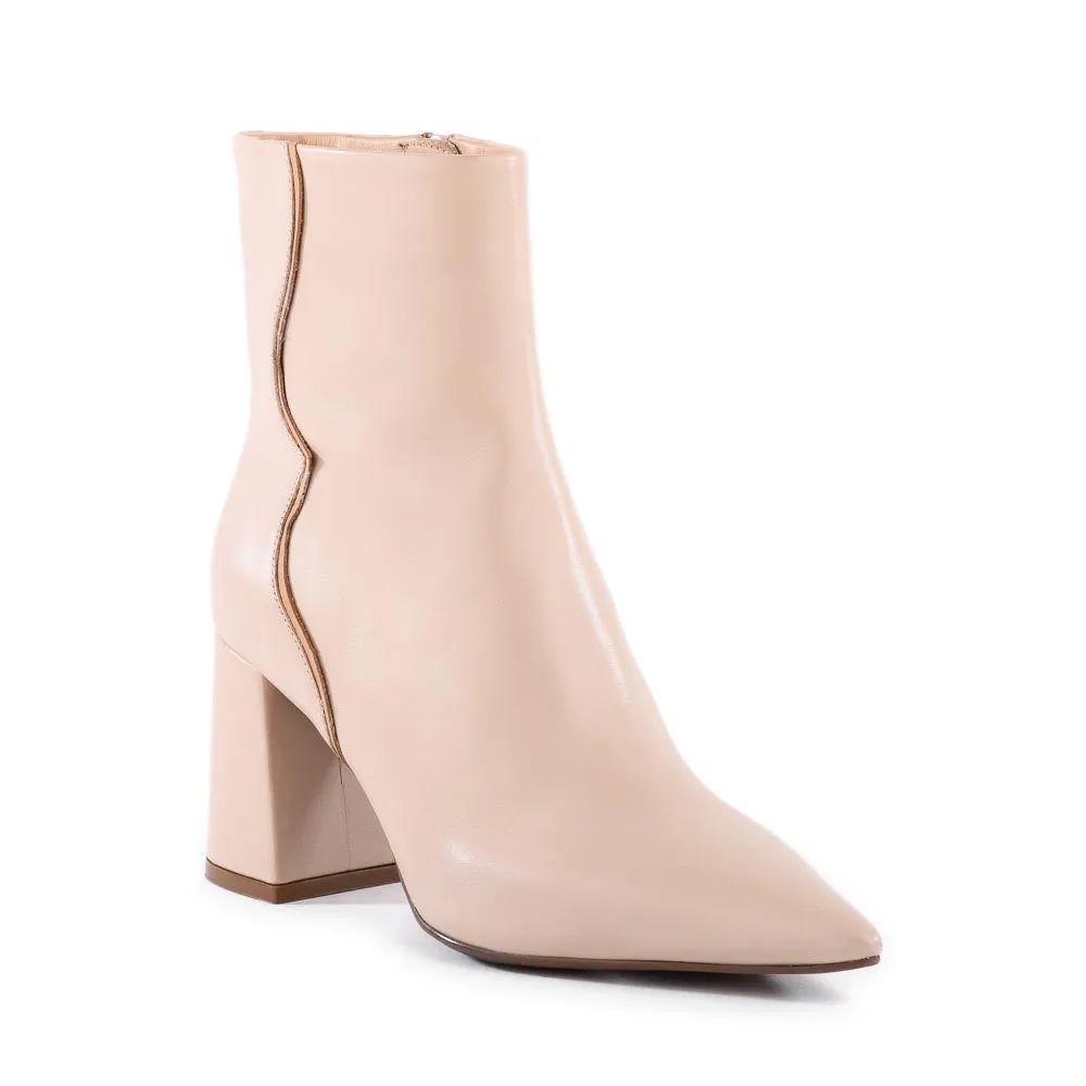 Broken Promises Boot sold by Seychelles product image thumbnail 2