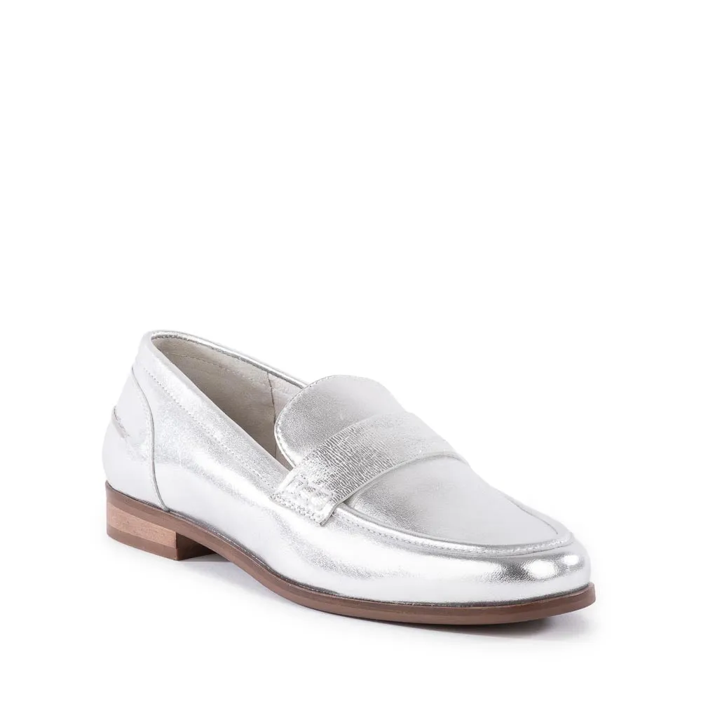 Sooner or Later Loafer sold by Seychelles product image thumbnail 2