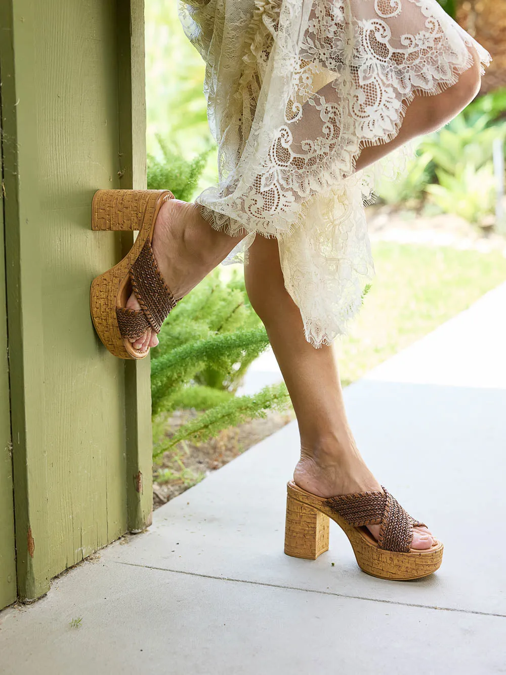 Encore Heel sold by Seychelles product image thumbnail 2