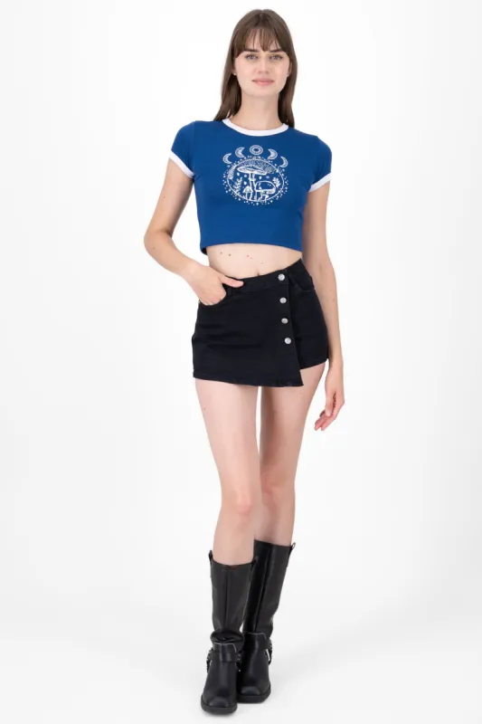 Falda short cruzada detalle botones sold by Shasa