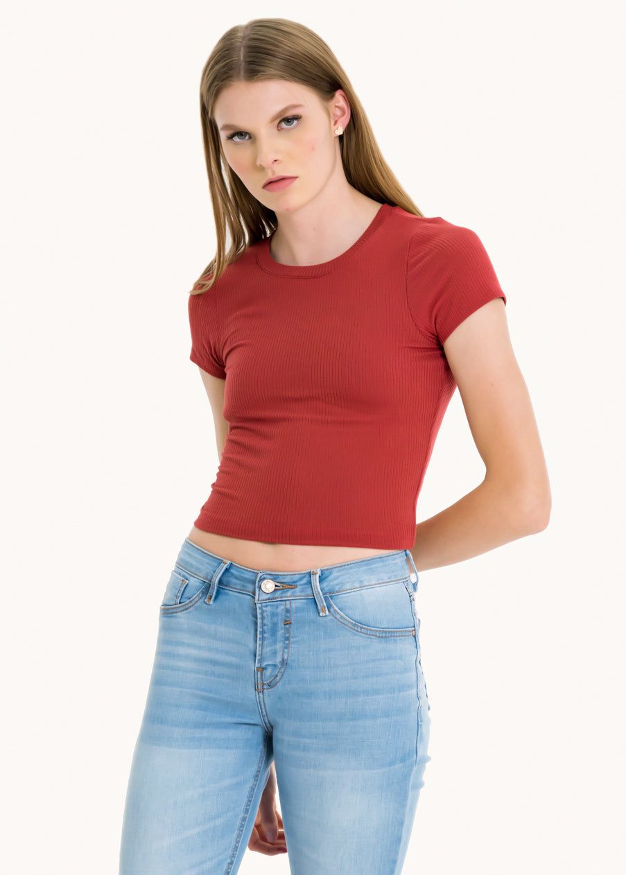 Top manga corta textura sold by Shasa