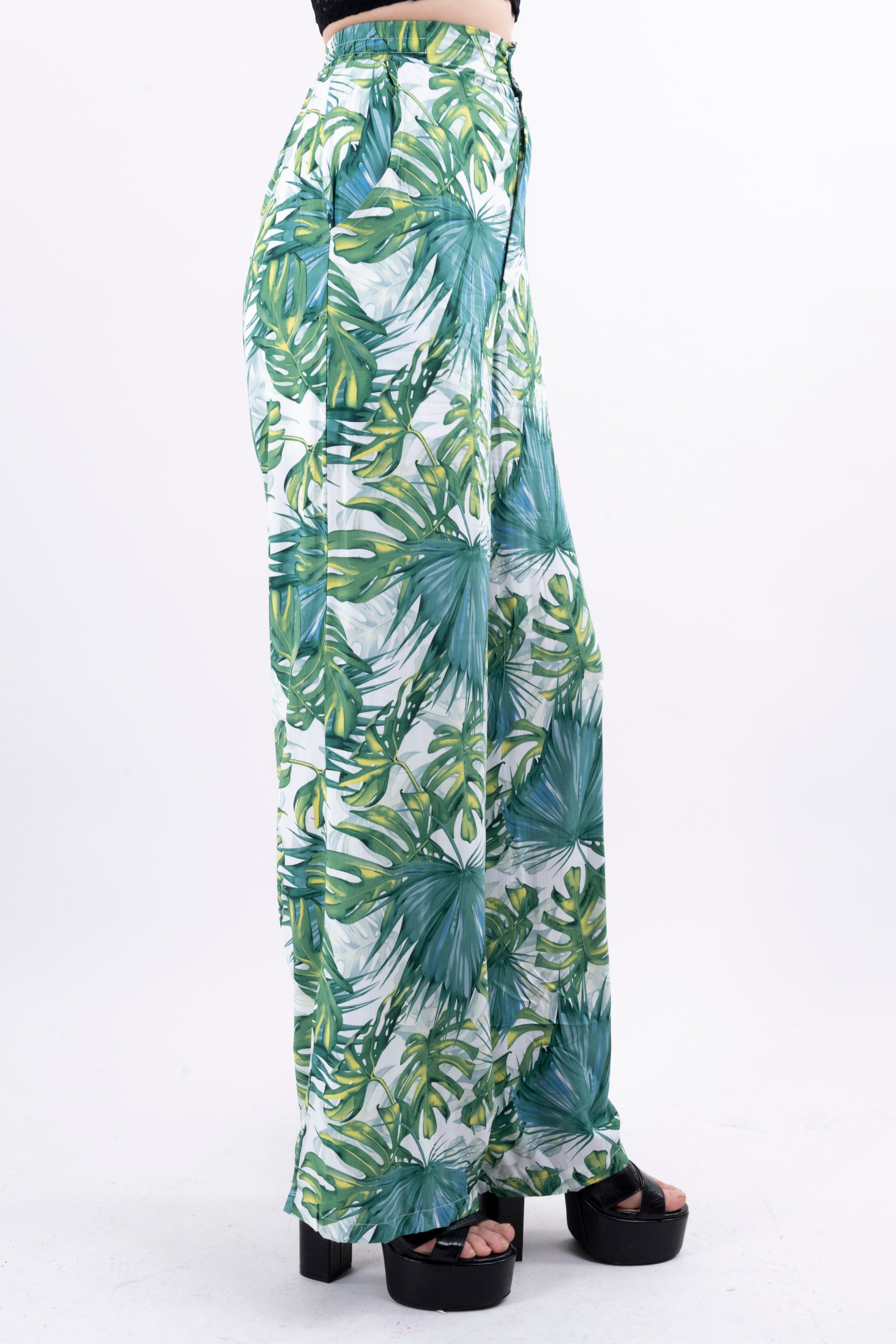 Pantalón wide leg estampado tropical sold by Shasa product image thumbnail 3