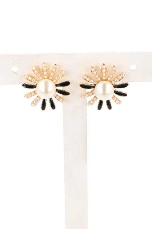 Aretes Margarita Perla sold by Shasa