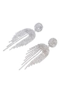 Aretes colgantes brillos sold by Shasa