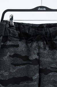 Pantalón jogger cintura elástica sold by Shasa