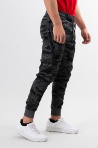 Pantalón jogger cintura elástica sold by Shasa