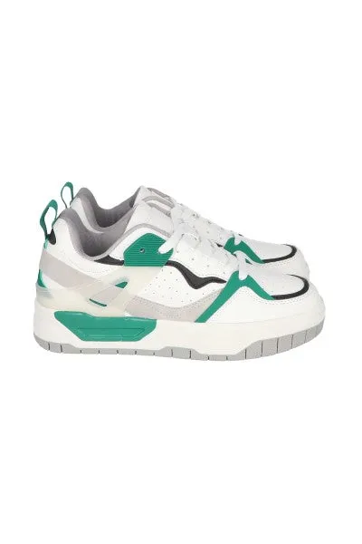 Tenis retro contraste sold by Shasa