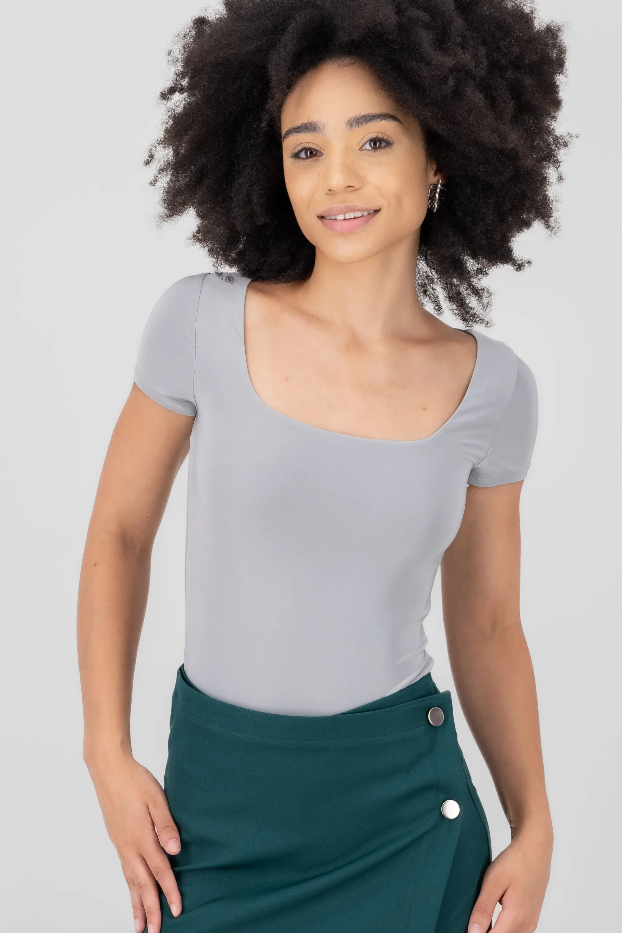 Body escote cuadrado doble tela sold by Shasa