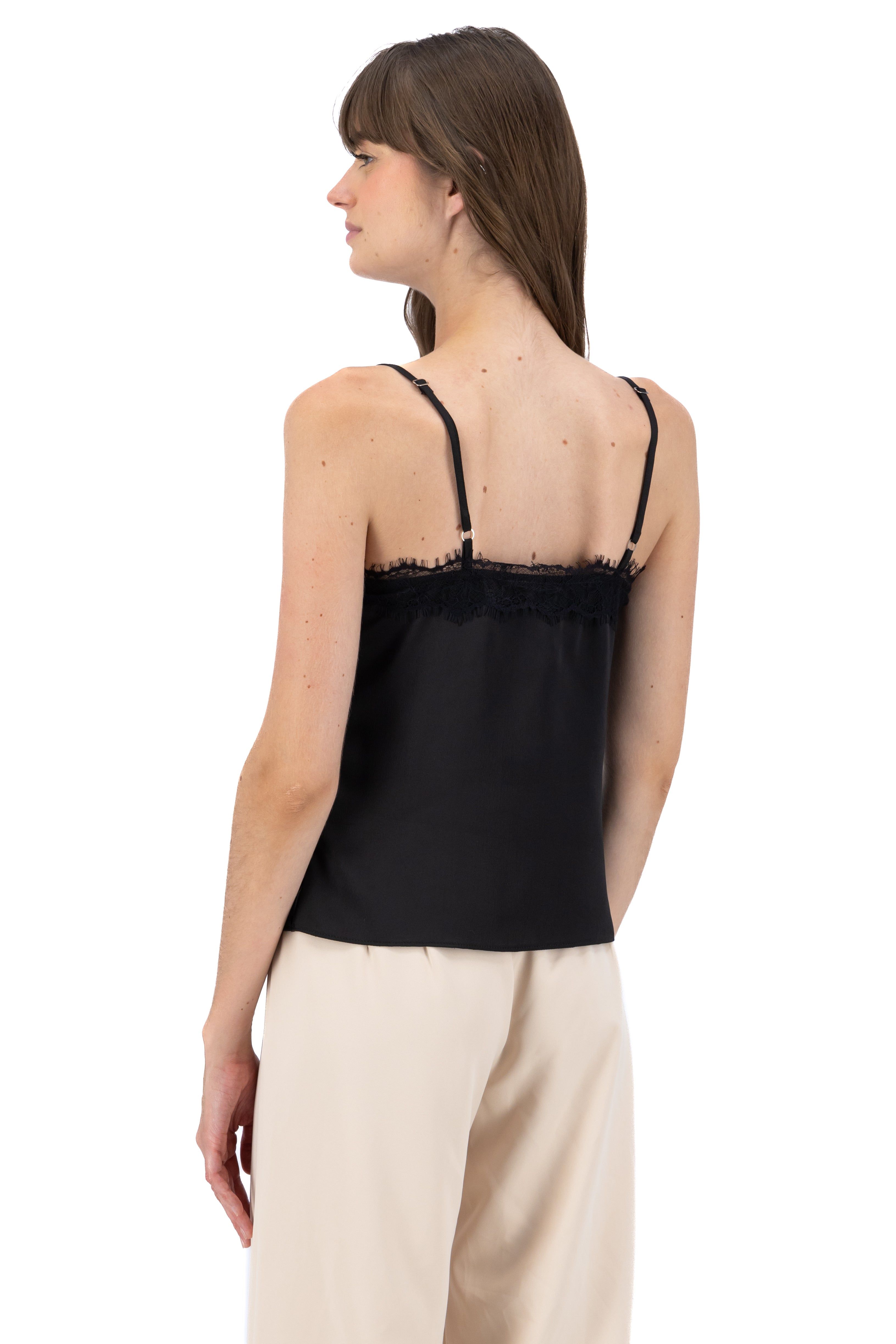 Top satinado borde encaje sold by Shasa product image thumbnail 4