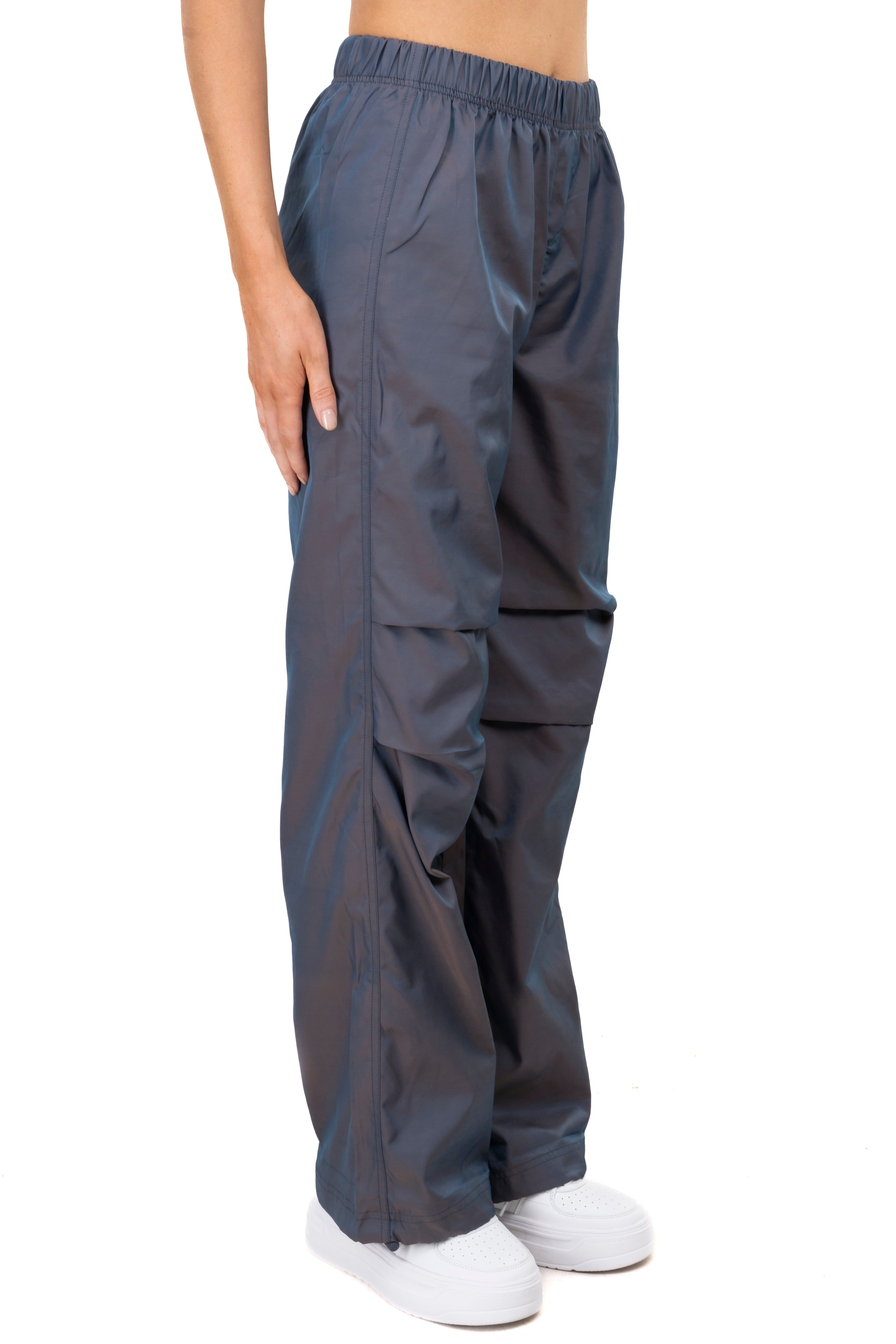 Pantalón parachute tornasol sold by Shasa product image thumbnail 3