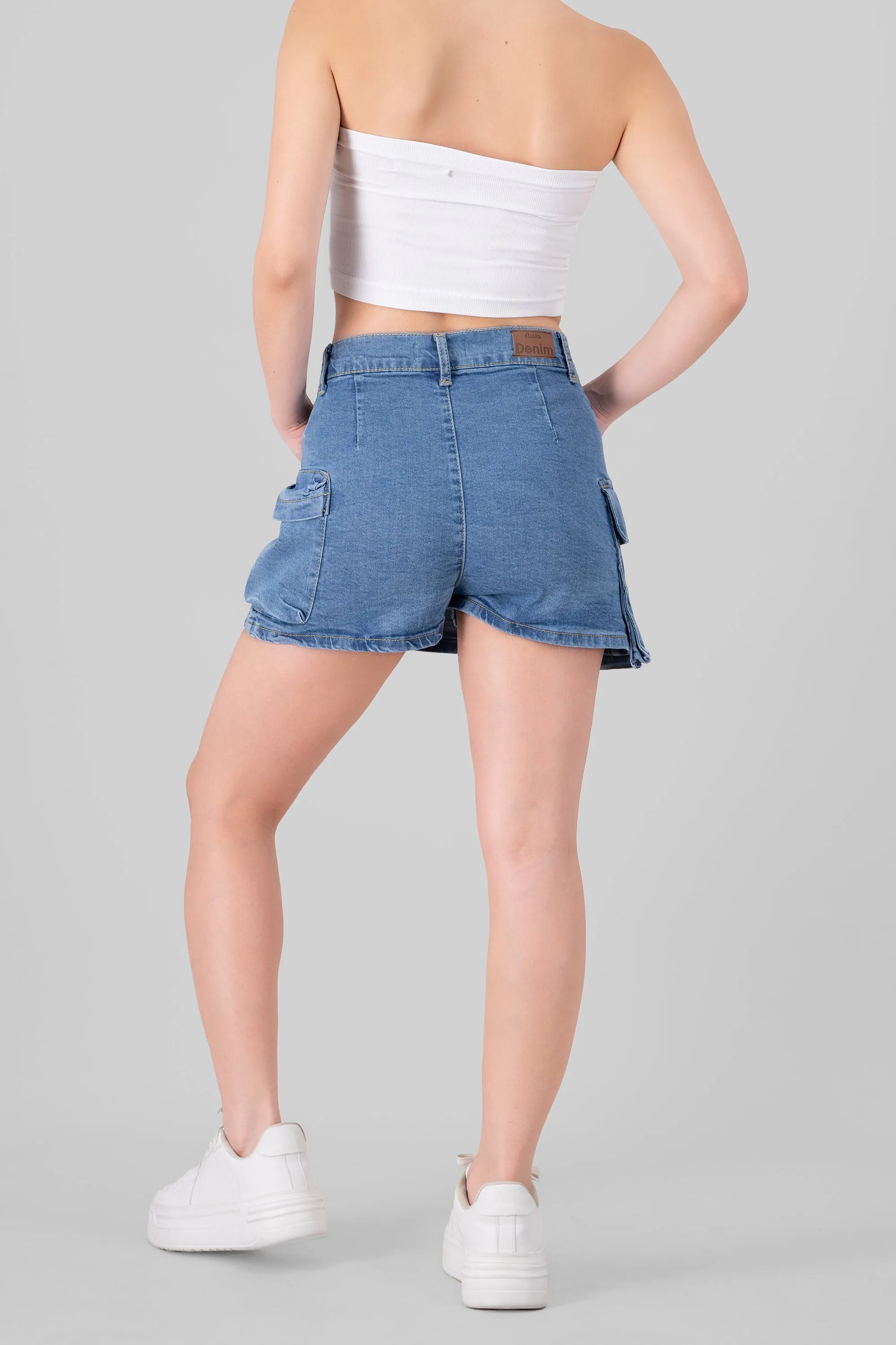 Falda short cargo asimétrica sold by Shasa product image thumbnail 4