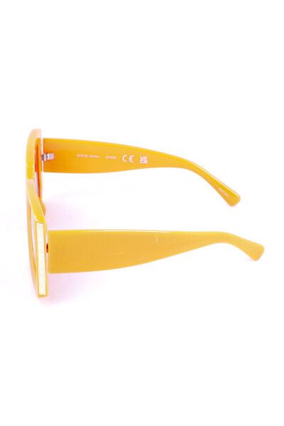 Lentes sol oversize sold by Shasa product image thumbnail 3