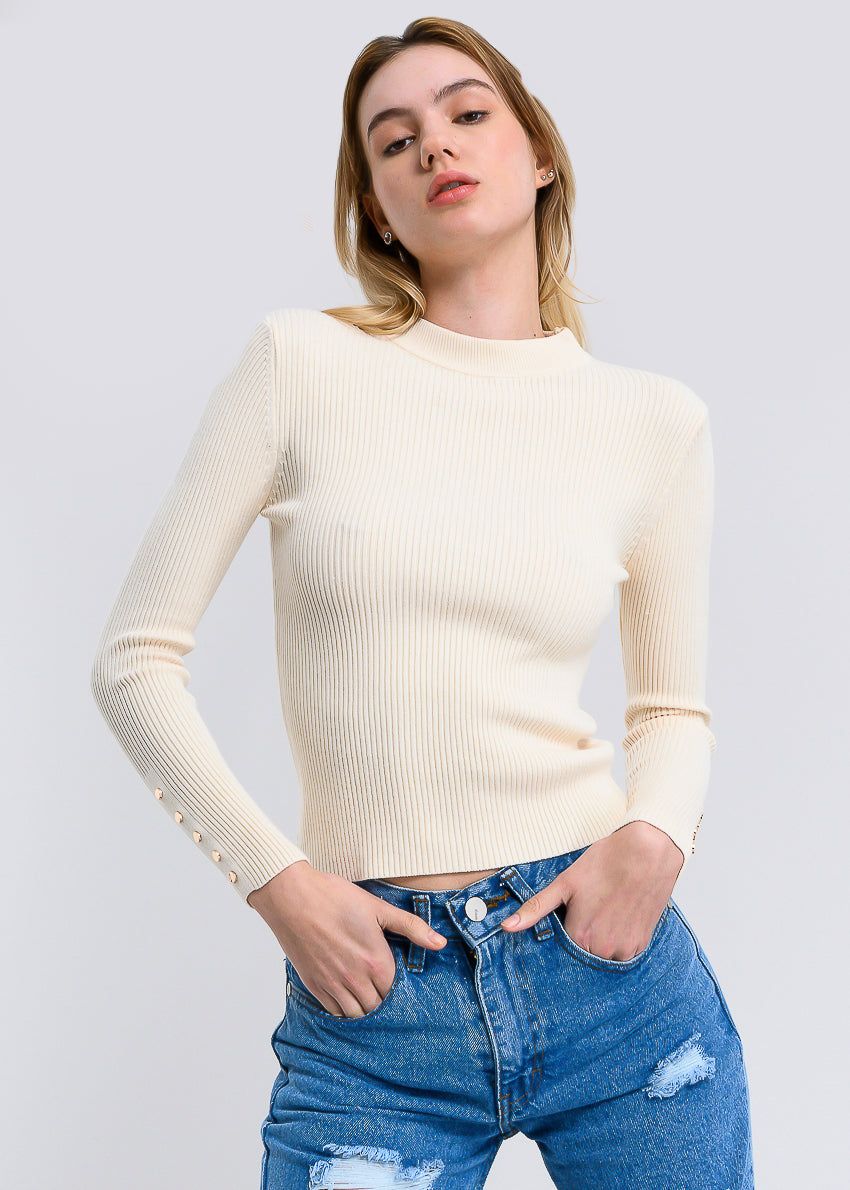 Suéter acanalado botones sold by Shasa