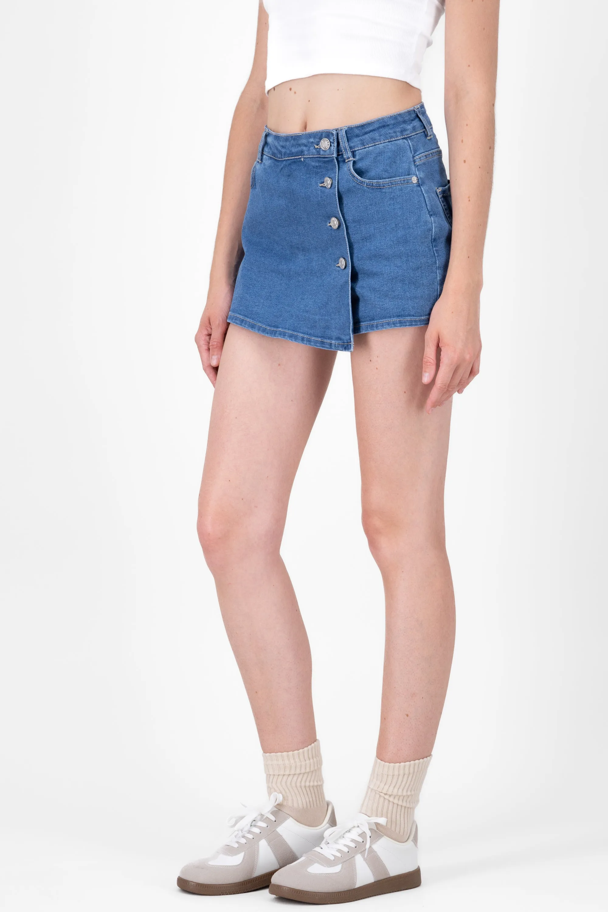 Falda short cruzada detalle botones sold by Shasa product image thumbnail 3