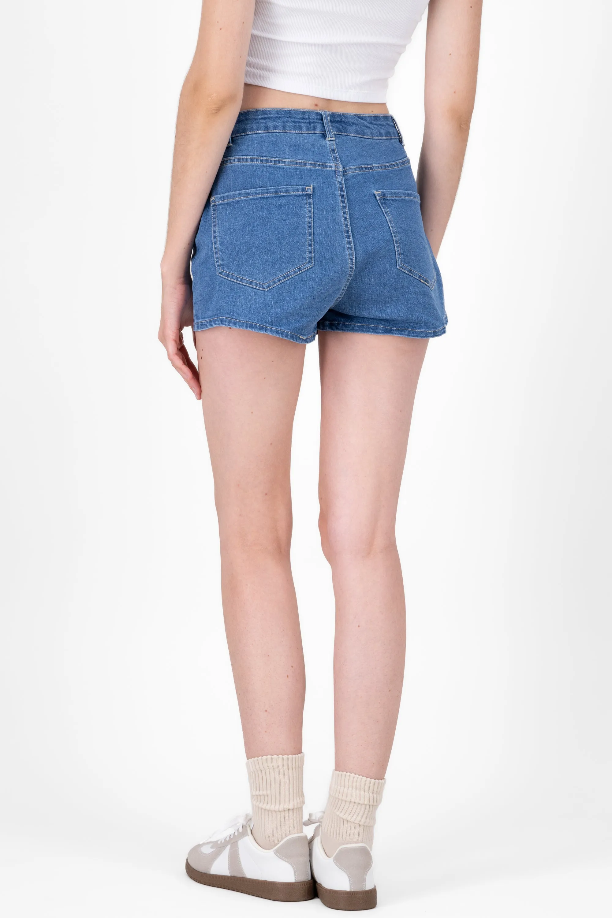 Falda short cruzada detalle botones sold by Shasa product image thumbnail 4