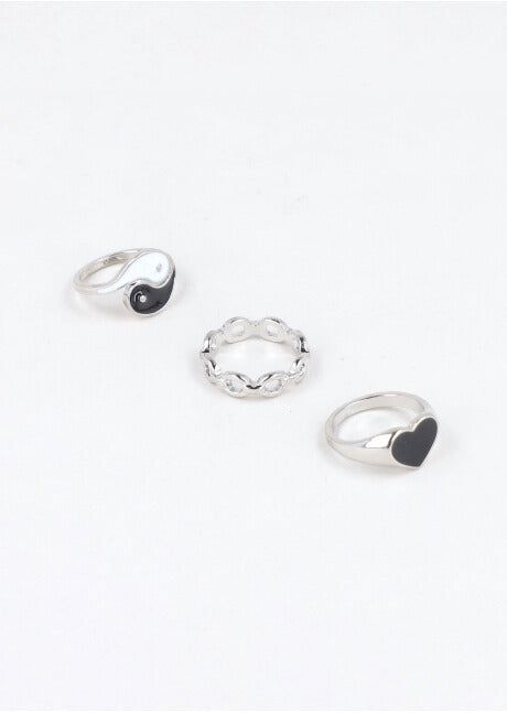 Set 3 anillos corazón sold by Shasa product image thumbnail 2