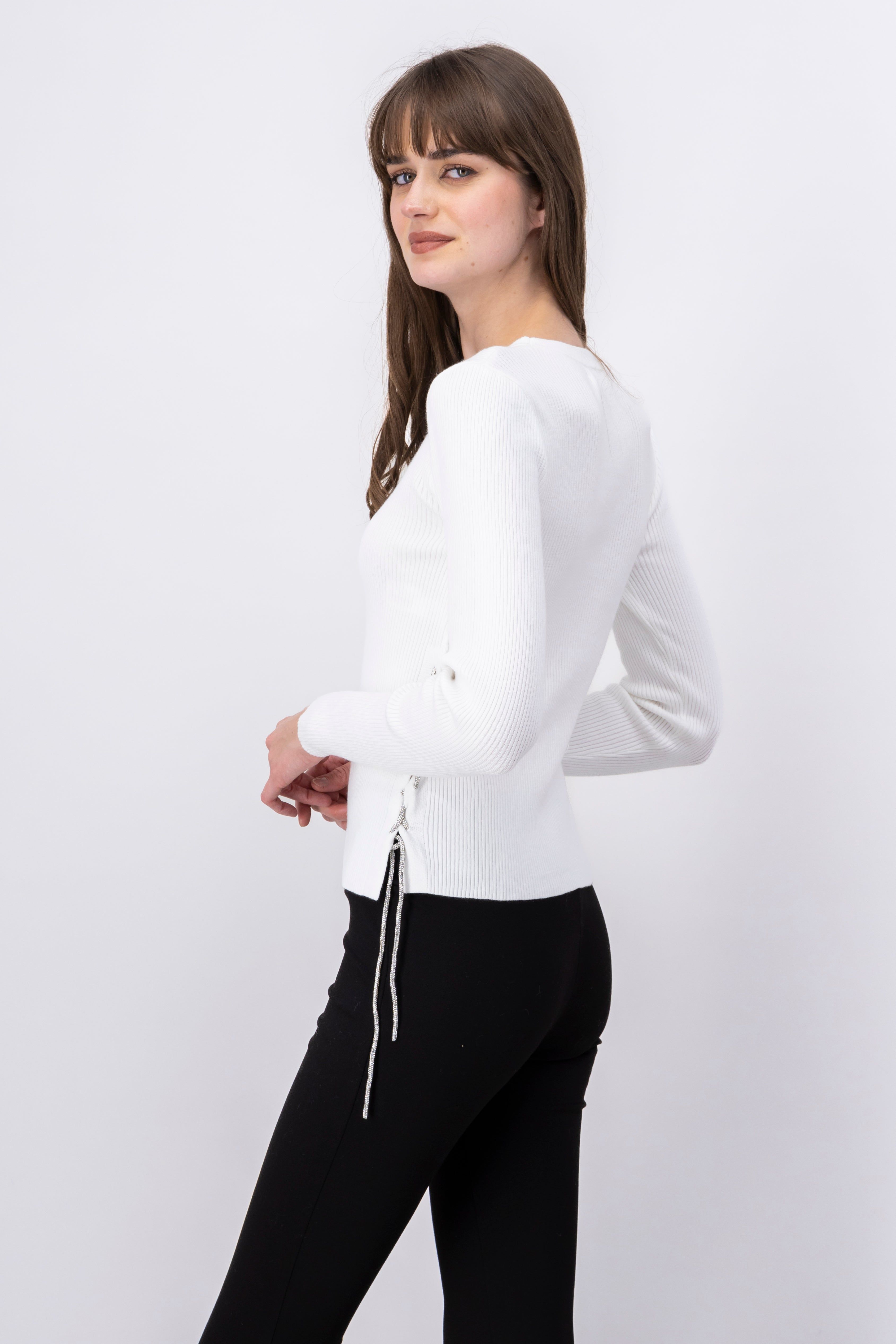 Sueter detalle lazo brillos sold by Shasa product image thumbnail 4