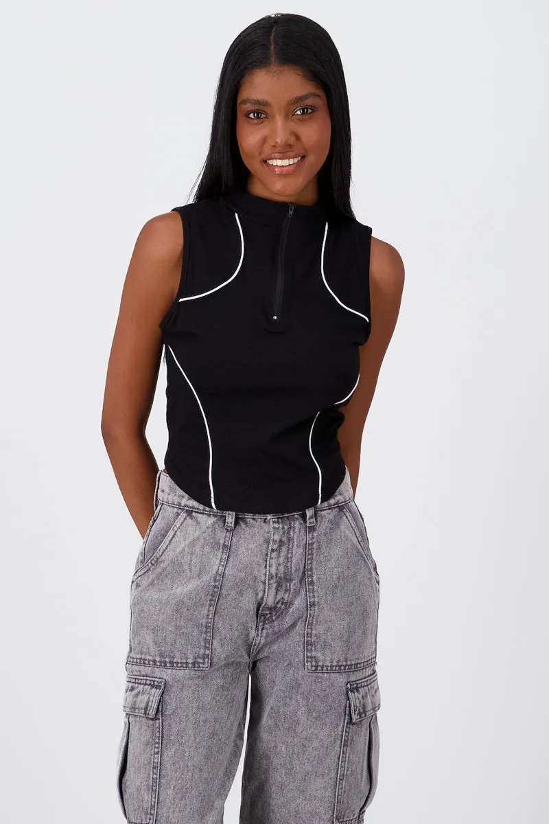 Top Con Contraste Y Cierre sold by Shasa product image thumbnail 2