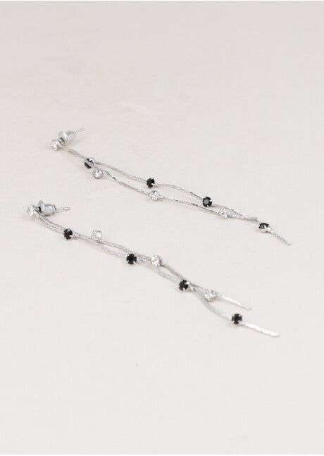 Aretes Largos Brillos sold by Shasa product image thumbnail 2