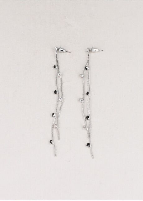 Aretes Largos Brillos sold by Shasa