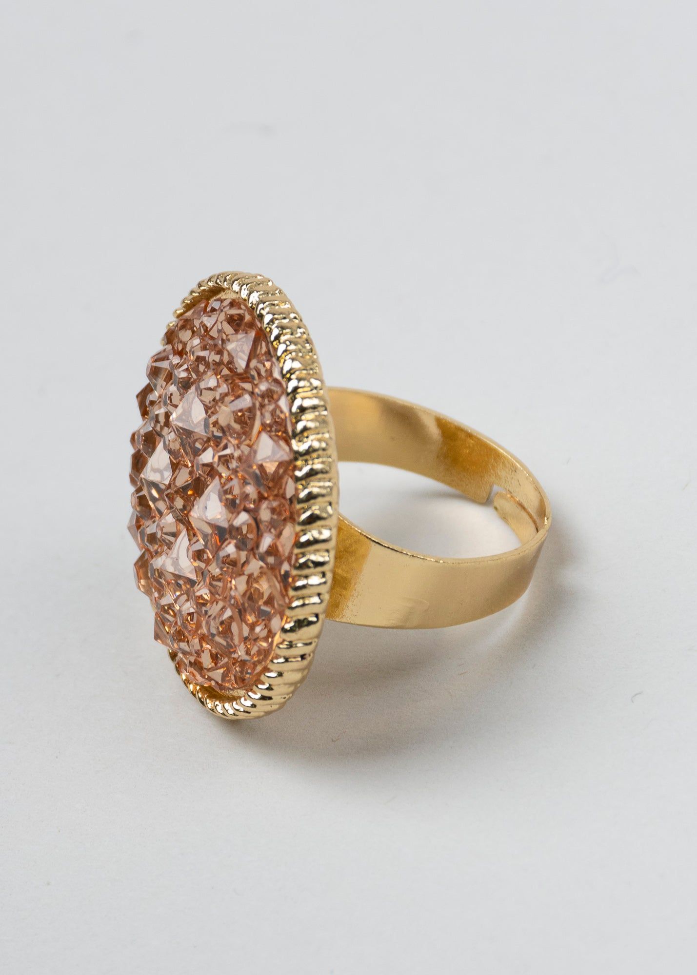 Anillo círculo ajustable sold by Shasa