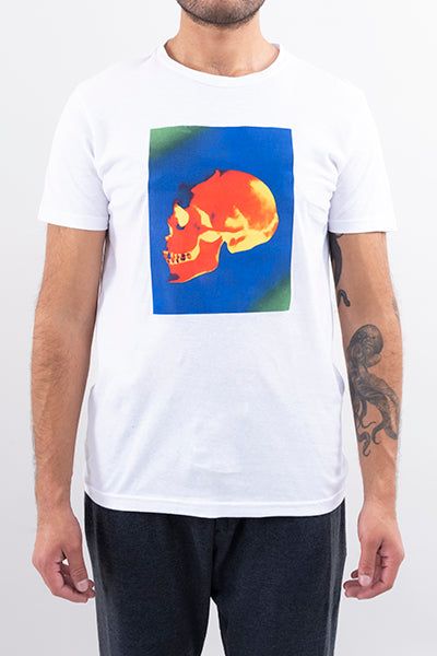Playera cuello redondo calavera sold by Shasa