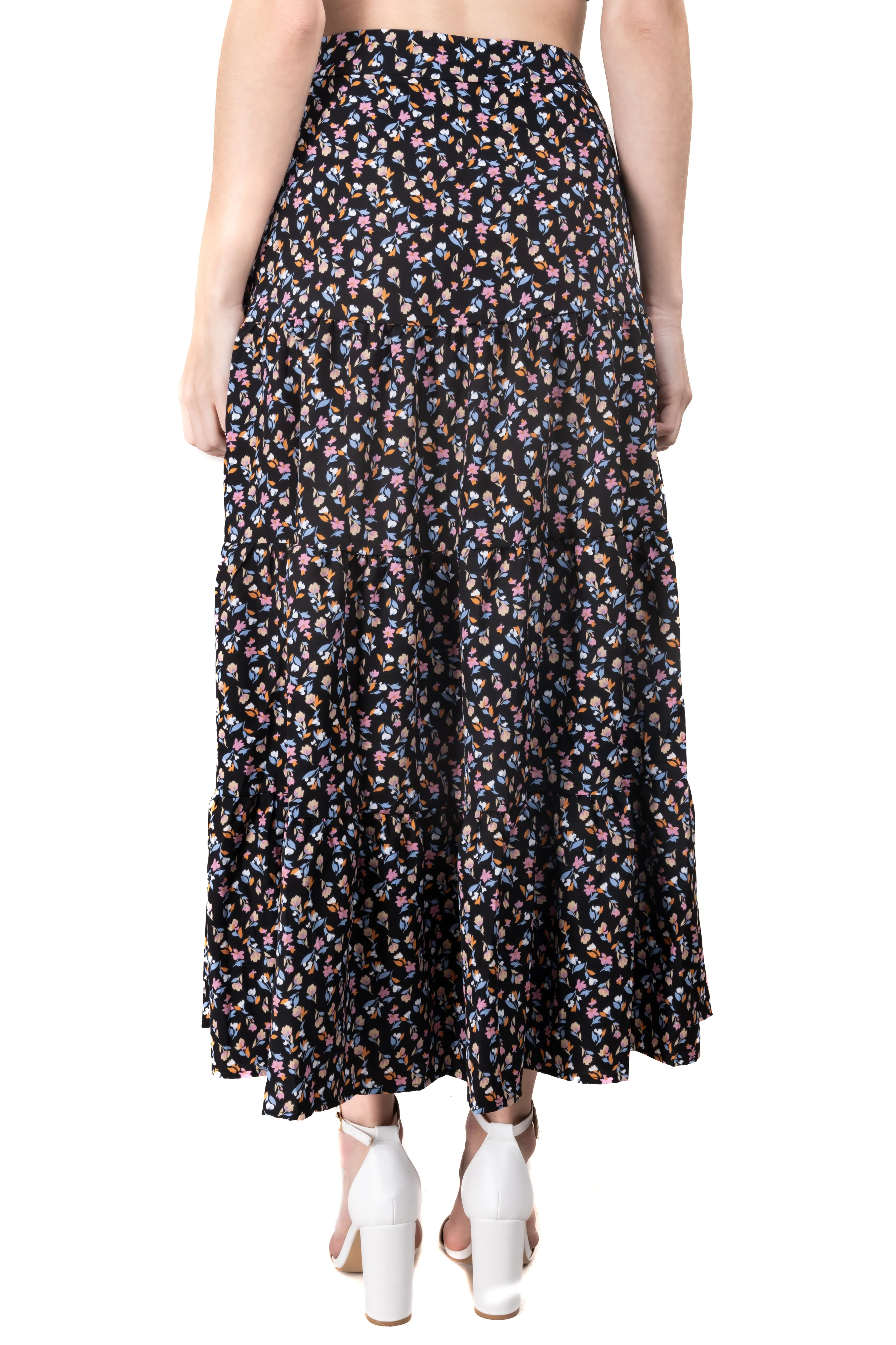 Falda maxi amplia floreada sold by Shasa product image thumbnail 4