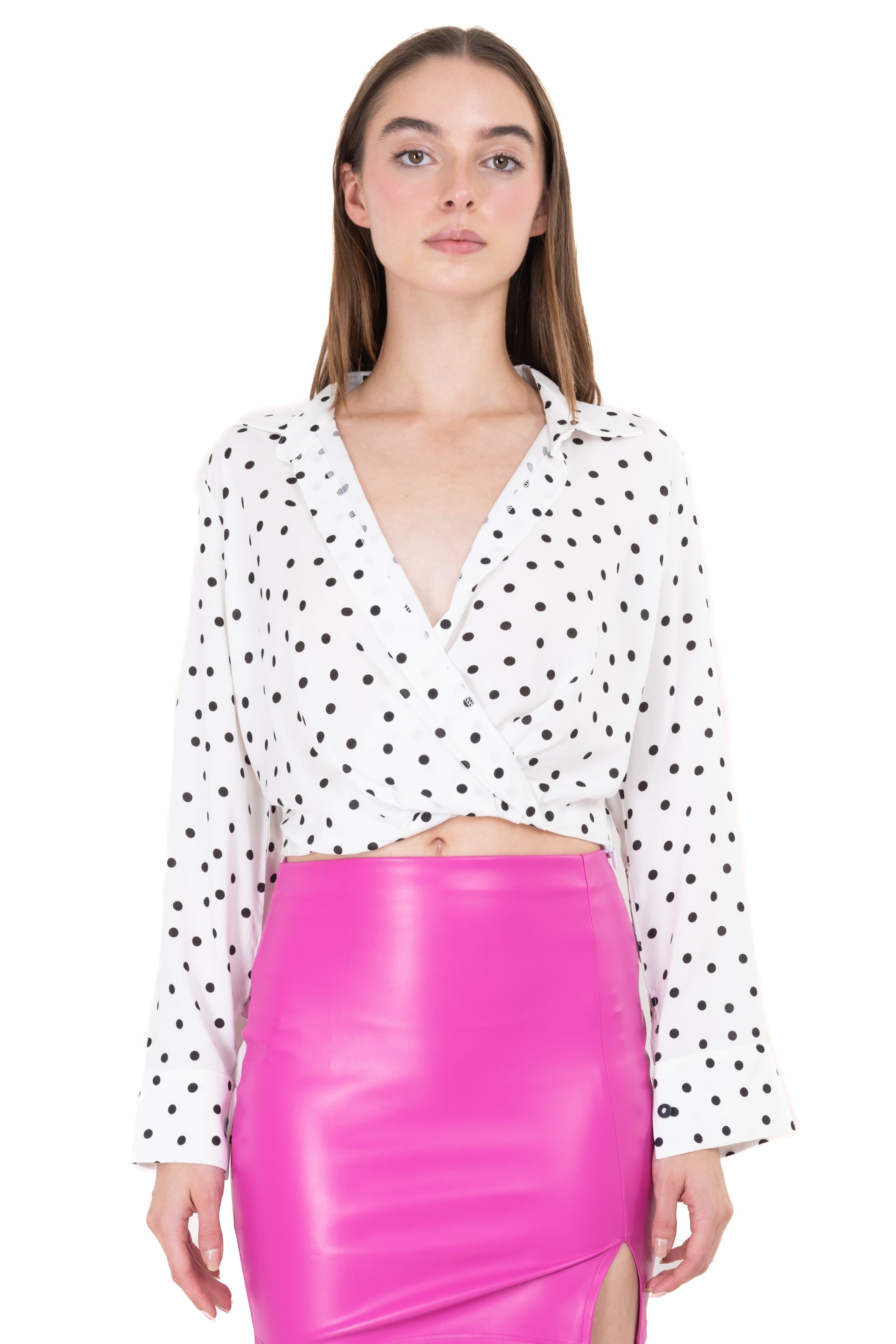 Camisa crop cruzada polka dots sold by Shasa product image thumbnail 2