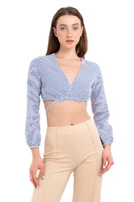 Blusa crop cruzada líneas sold by Shasa