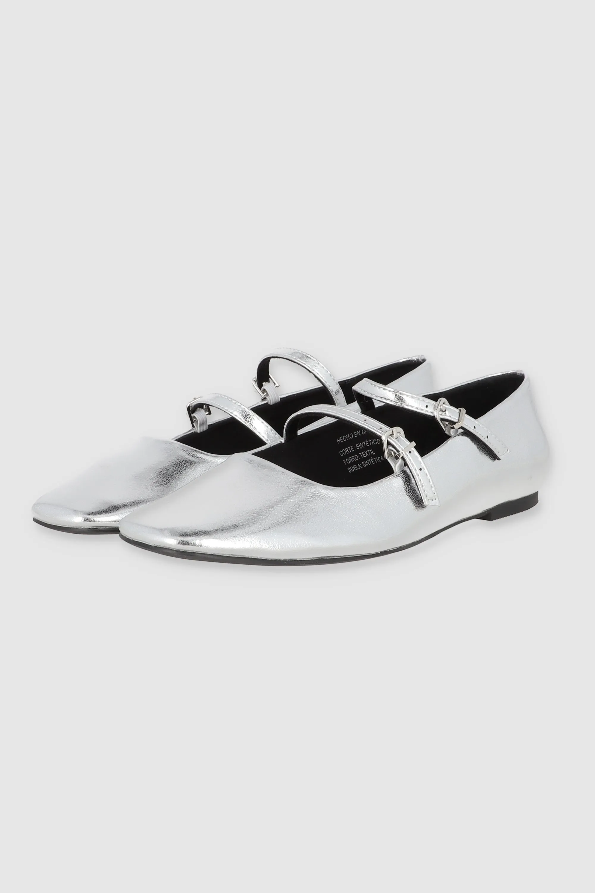 Flat punta cuadrada tres tiras hebillas sold by Shasa