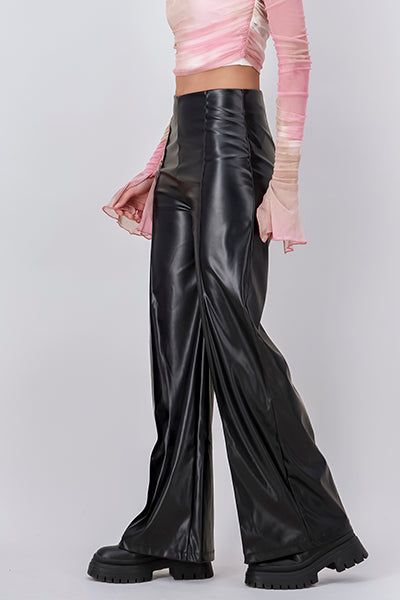 Pantalón fluido efecto piel sold by Shasa product image thumbnail 3