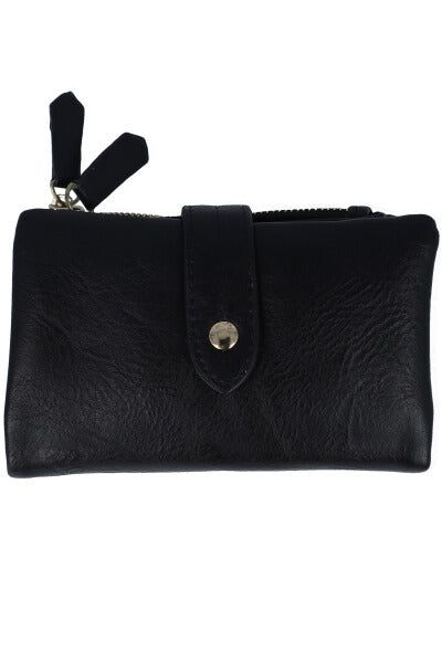 Cartera efecto piel broche sold by Shasa product image thumbnail 3