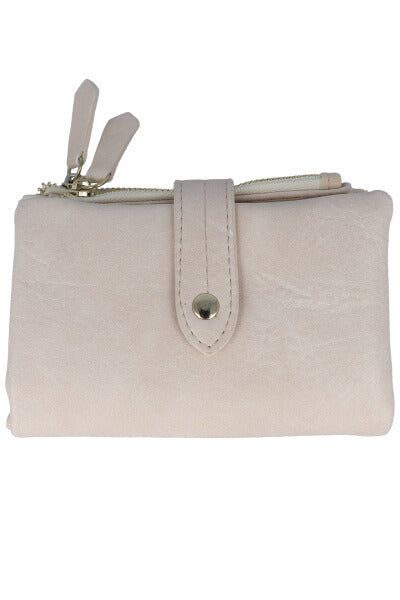 Cartera efecto piel broche sold by Shasa