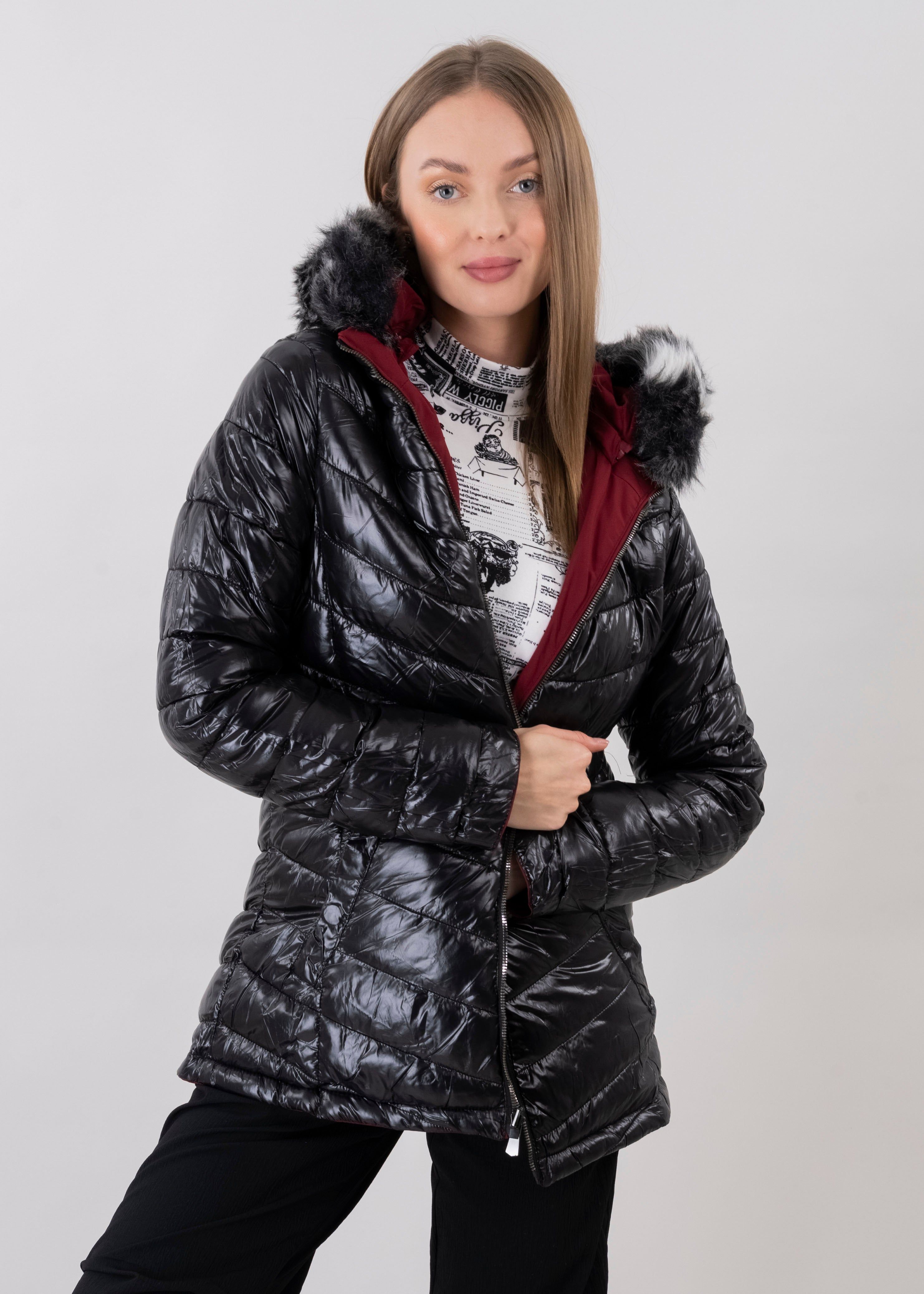 Parka gorro peluche sold by Shasa