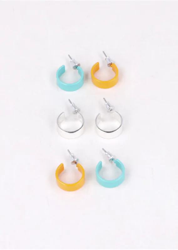 3 Pr Arracadas Planas Color sold by Shasa