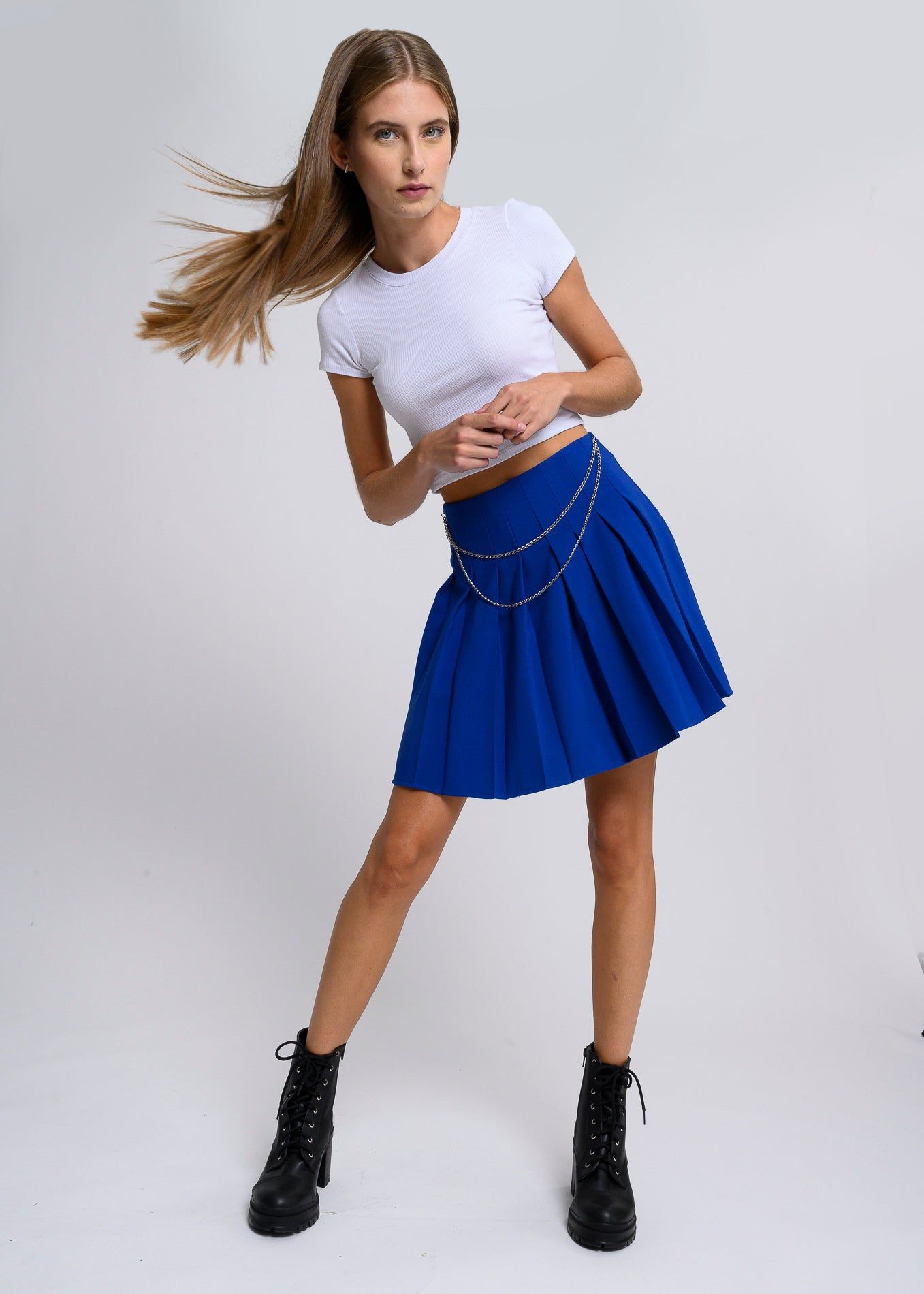 Falda mini tableada cadena sold by Shasa