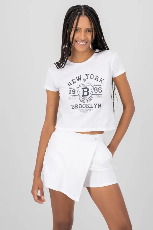 Top manga corta new york detalle brillos sold by Shasa