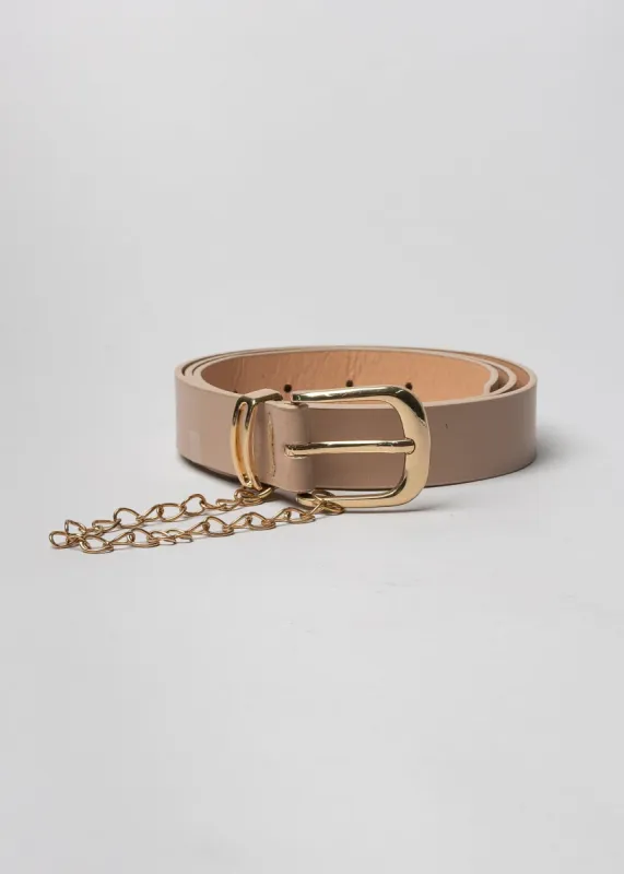 Cinturon Hebilla Cuadrada Cadena sold by Shasa