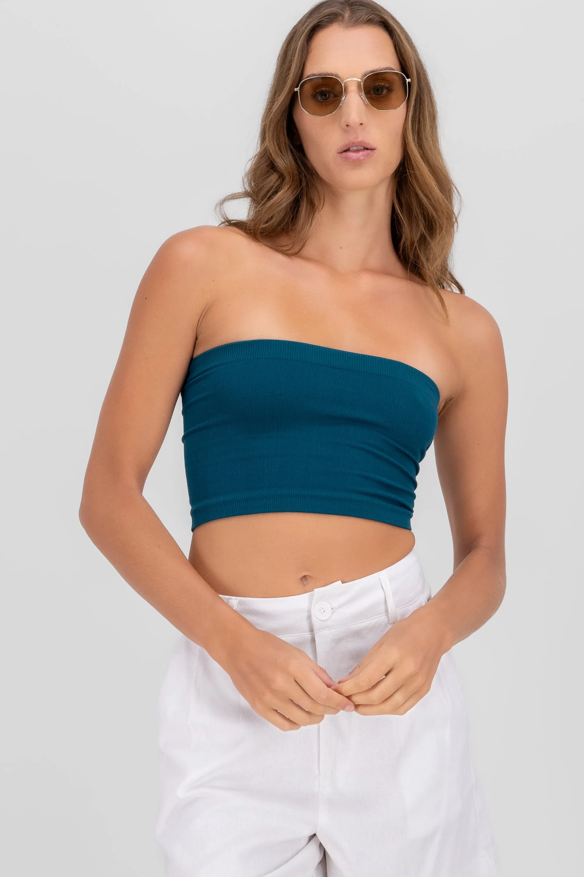 Top Tubo Strapless Rib sold by Shasa