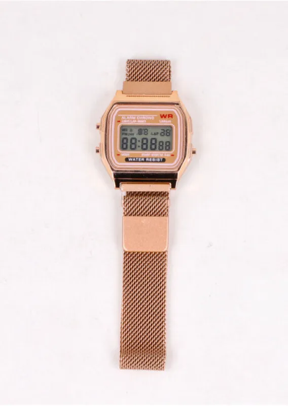 Reloj Retro Metálico sold by Shasa