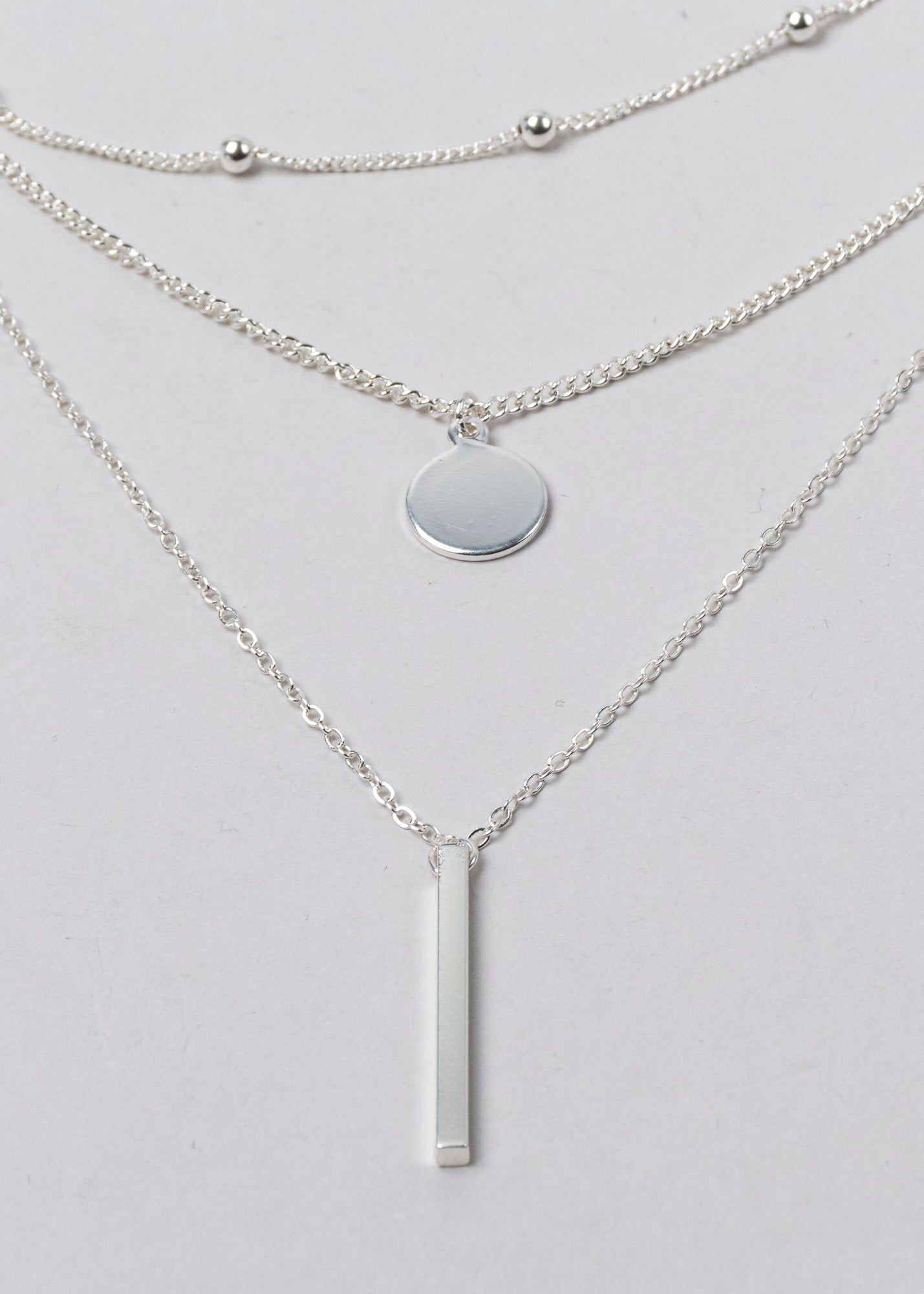 Collar 3 capas círculo barra sold by Shasa product image thumbnail 2