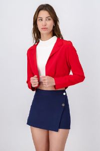 Saco crop liso pinzas sold by Shasa